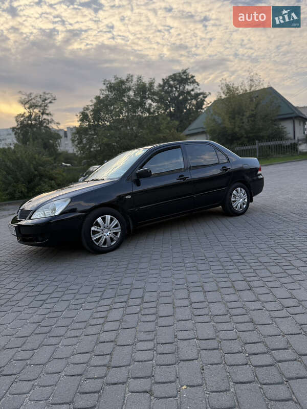 Седан Mitsubishi Lancer 2006 в Львові