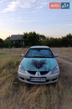 Седан Mitsubishi Lancer 2004 в Одессе
