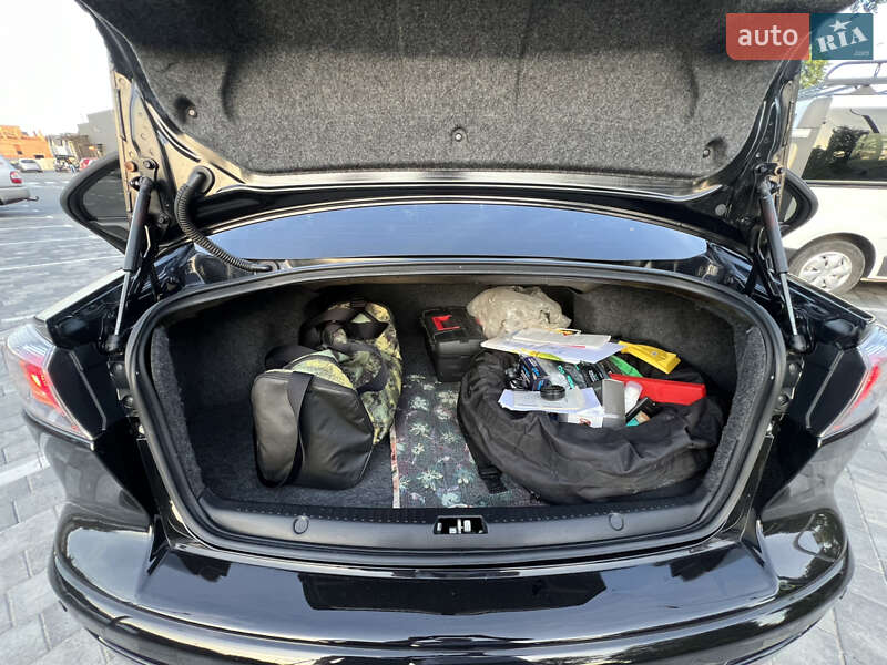 Седан Mitsubishi Lancer 2015 в Виннице