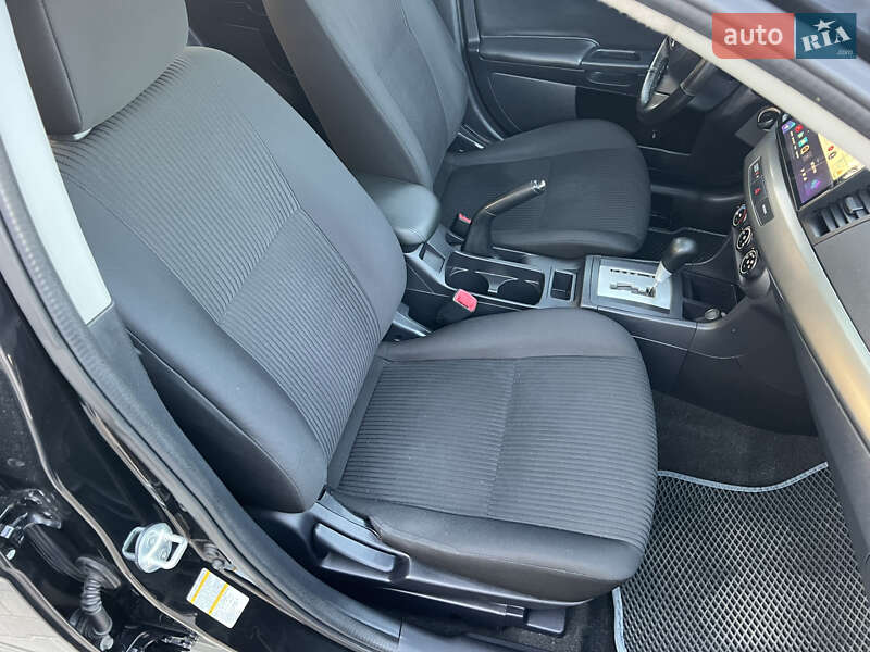 Седан Mitsubishi Lancer 2015 в Виннице