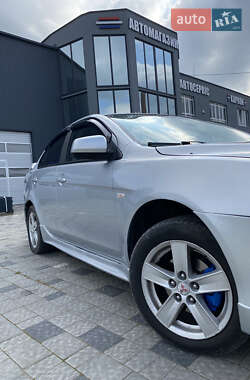 Седан Mitsubishi Lancer 2009 в 