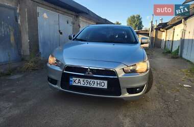 Седан Mitsubishi Lancer 2016 в Киеве