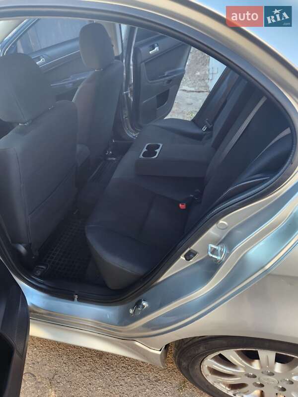 Седан Mitsubishi Lancer 2016 в Києві
