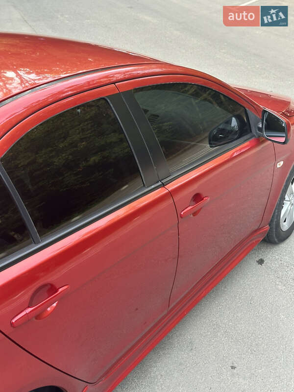 Седан Mitsubishi Lancer 2008 в Ужгороде