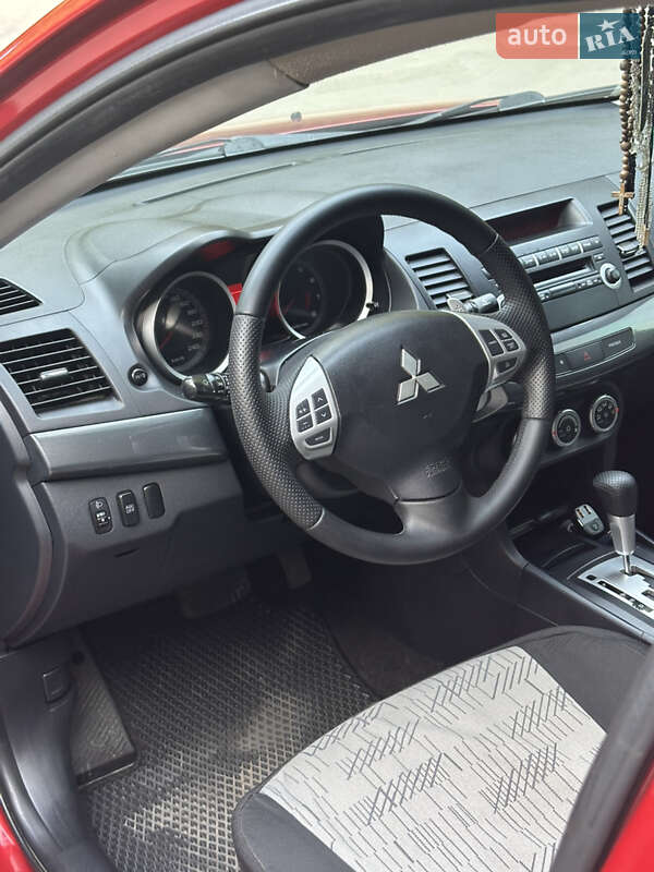 Седан Mitsubishi Lancer 2008 в Ужгороде