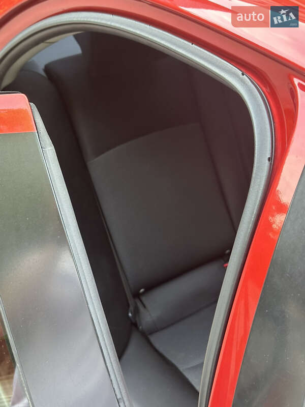 Седан Mitsubishi Lancer 2008 в Ужгороде