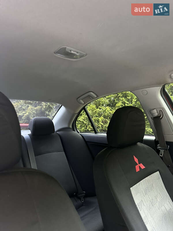 Седан Mitsubishi Lancer 2008 в Ужгороде
