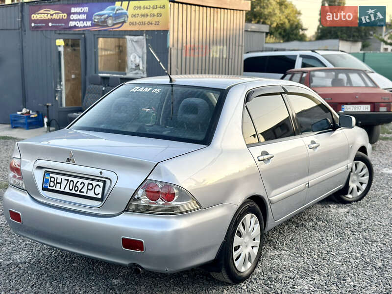 Седан Mitsubishi Lancer 2005 в Одессе