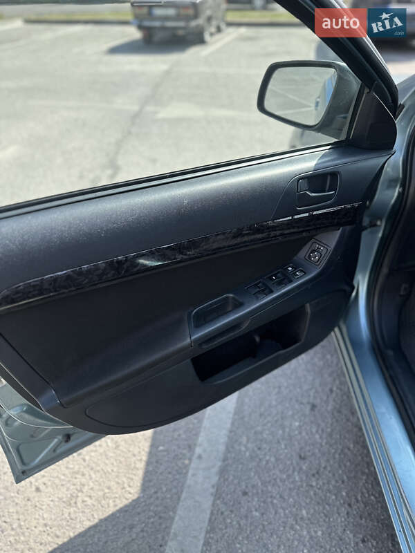 Седан Mitsubishi Lancer 2007 в Калуше