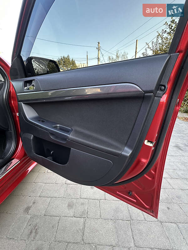 Седан Mitsubishi Lancer 2008 в Львове