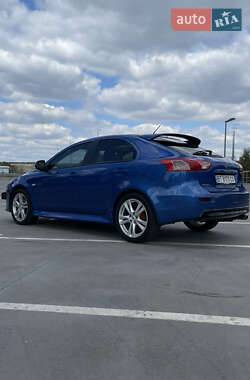 Хэтчбек Mitsubishi Lancer 2011 в 