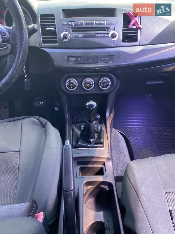 Седан Mitsubishi Lancer 2008 в Ужгороді