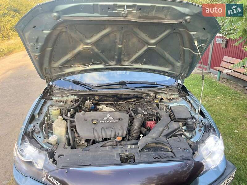 Седан Mitsubishi Lancer 2008 в Киеве