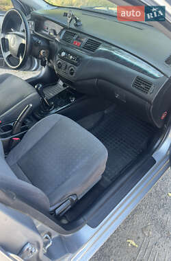 Седан Mitsubishi Lancer 2004 в 