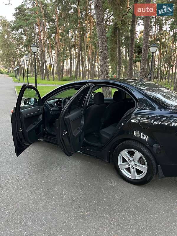 Седан Mitsubishi Lancer 2007 в Чернигове