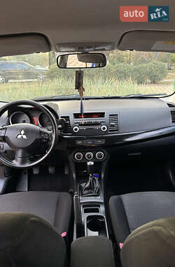 Хэтчбек Mitsubishi Lancer 2008 в 