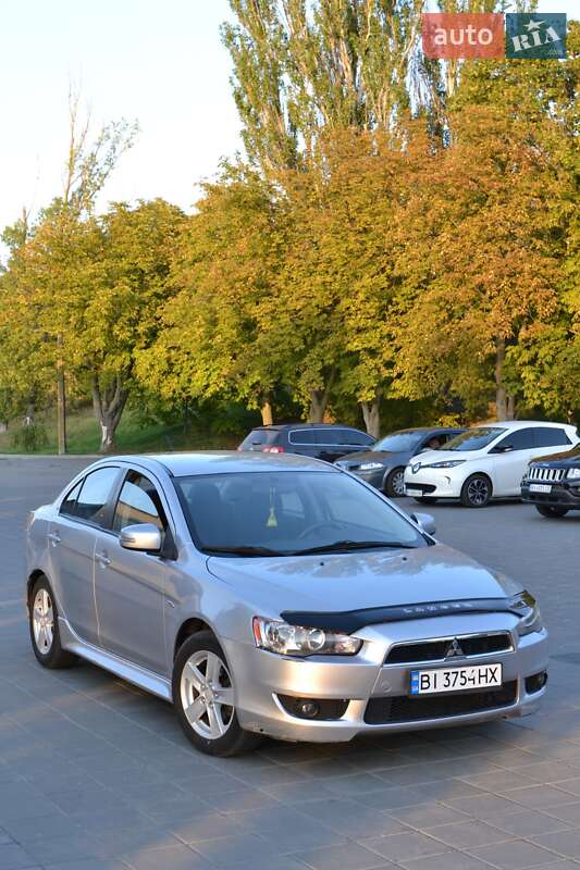 Седан Mitsubishi Lancer 2014 в Кременчуге