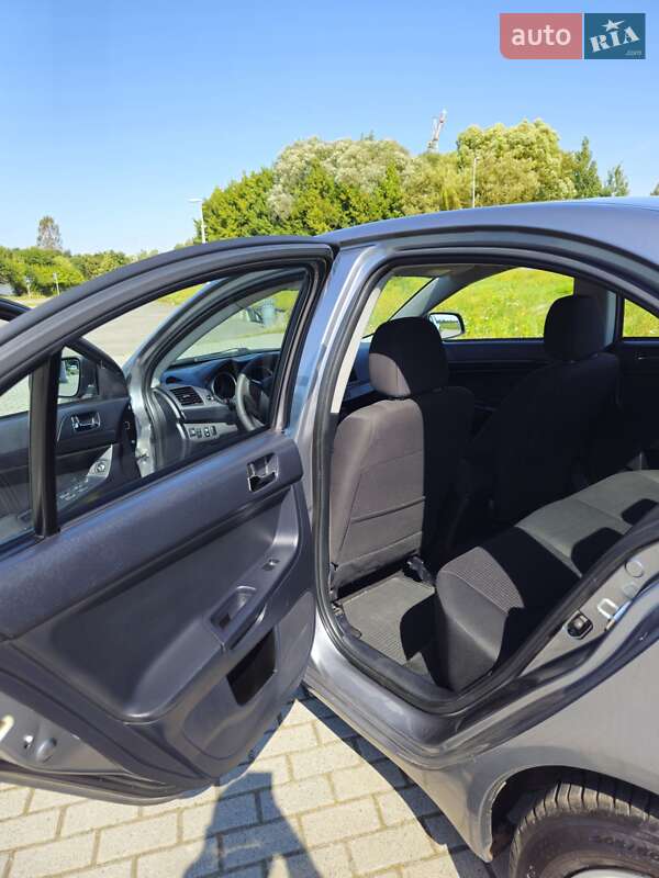 Седан Mitsubishi Lancer 2013 в Львове фото 17 Седан Mitsubishi Lancer 2013 в Львове