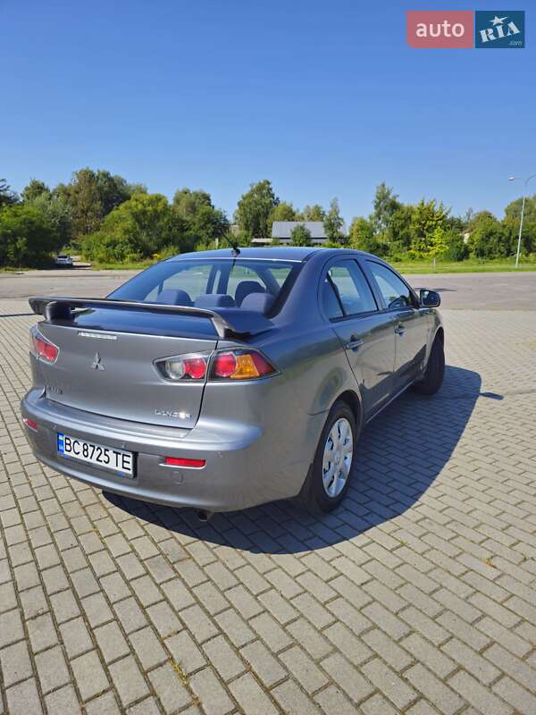 Седан Mitsubishi Lancer 2013 в Львове фото 23 Седан Mitsubishi Lancer 2013 в Львове