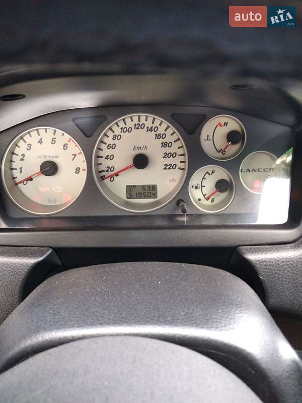 Седан Mitsubishi Lancer 2006 в Білій Церкві