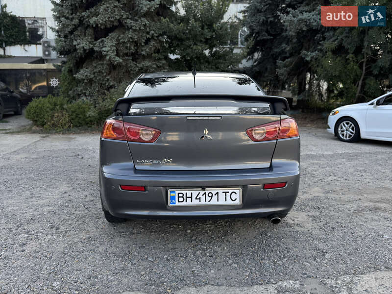 Седан Mitsubishi Lancer 2008 в Теплодаре