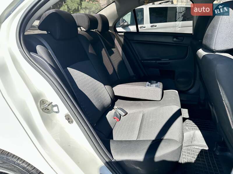 Седан Mitsubishi Lancer 2012 в Харкові