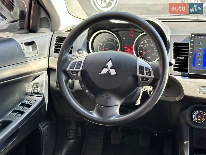 Седан Mitsubishi Lancer 2012 в Харкові