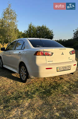 Седан Mitsubishi Lancer 2012 в 