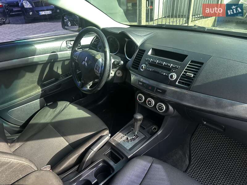 Седан Mitsubishi Lancer 2007 в Николаеве