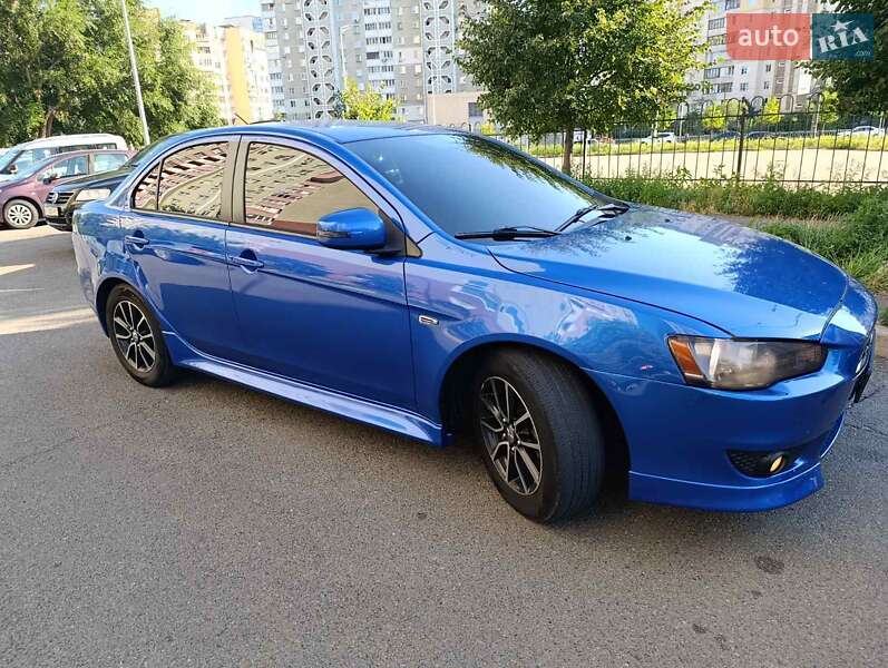 Седан Mitsubishi Lancer 2016 в Києві фото 7 Седан Mitsubishi Lancer 2016 в Києві