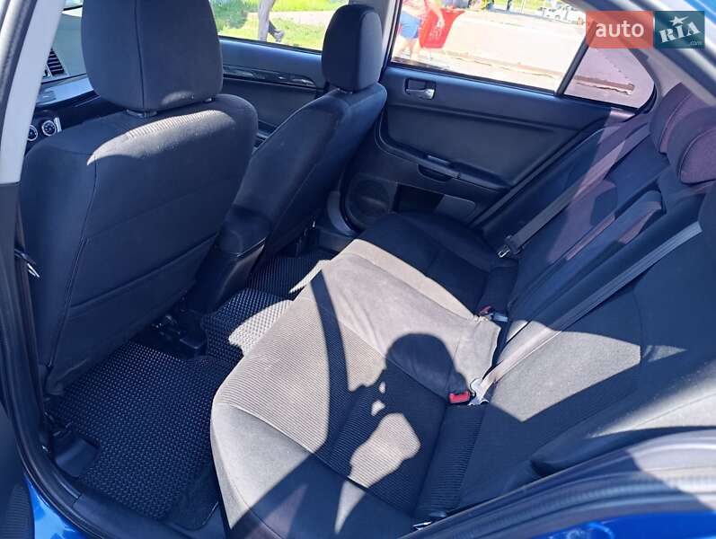 Седан Mitsubishi Lancer 2016 в Києві фото 16 Седан Mitsubishi Lancer 2016 в Києві