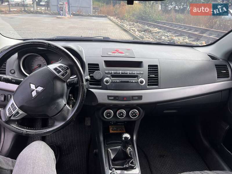 Седан Mitsubishi Lancer 2008 в Ивано-Франковске