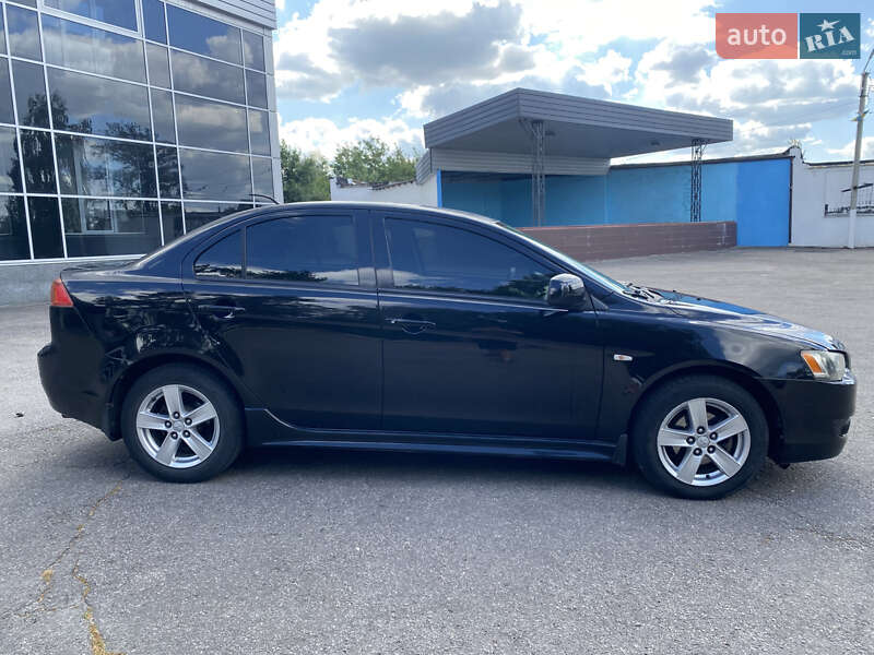 Седан Mitsubishi Lancer 2008 в Харькове