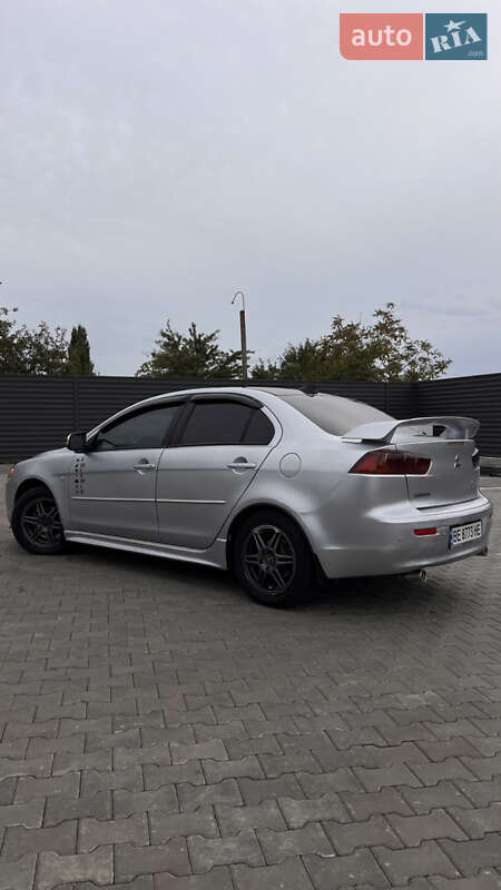 Седан Mitsubishi Lancer 2007 в Николаеве