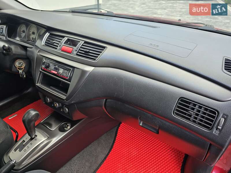 Седан Mitsubishi Lancer 2005 в Ивано-Франковске