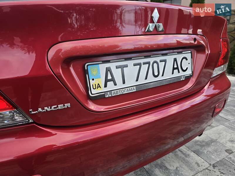 Седан Mitsubishi Lancer 2005 в Ивано-Франковске