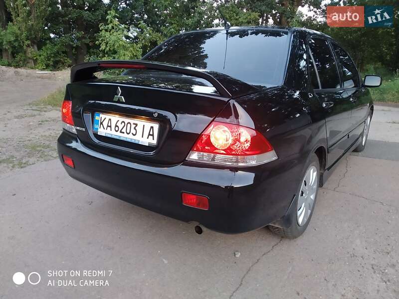 Седан Mitsubishi Lancer 2008 в Прилуках