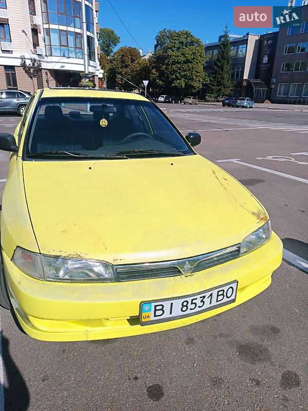 Седан Mitsubishi Lancer 1996 в Кременчуці