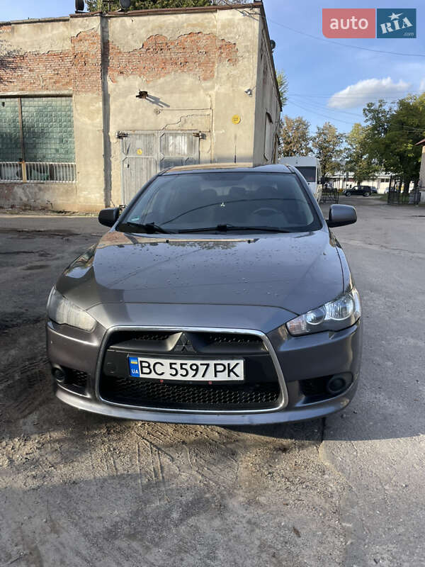 Хэтчбек Mitsubishi Lancer 2009 в Львове фото 2 Хэтчбек Mitsubishi Lancer 2009 в Львове