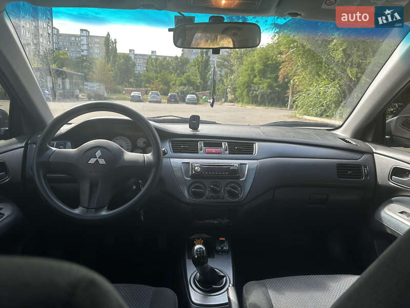 Седан Mitsubishi Lancer 2008 в Киеве