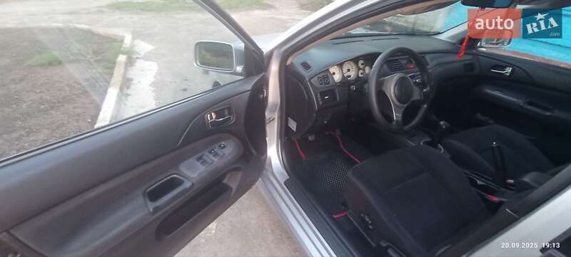 Универсал Mitsubishi Lancer 2004 в Луцке