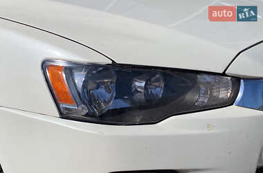 Седан Mitsubishi Lancer 2016 в 
