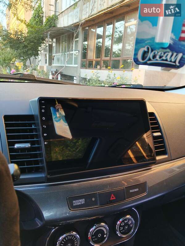 Седан Mitsubishi Lancer 2010 в Болграді