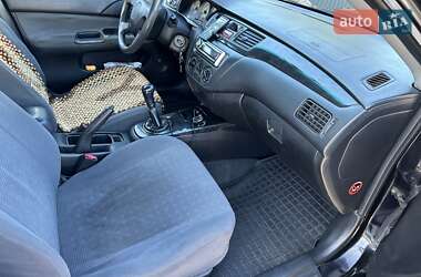 Седан Mitsubishi Lancer 2004 в 