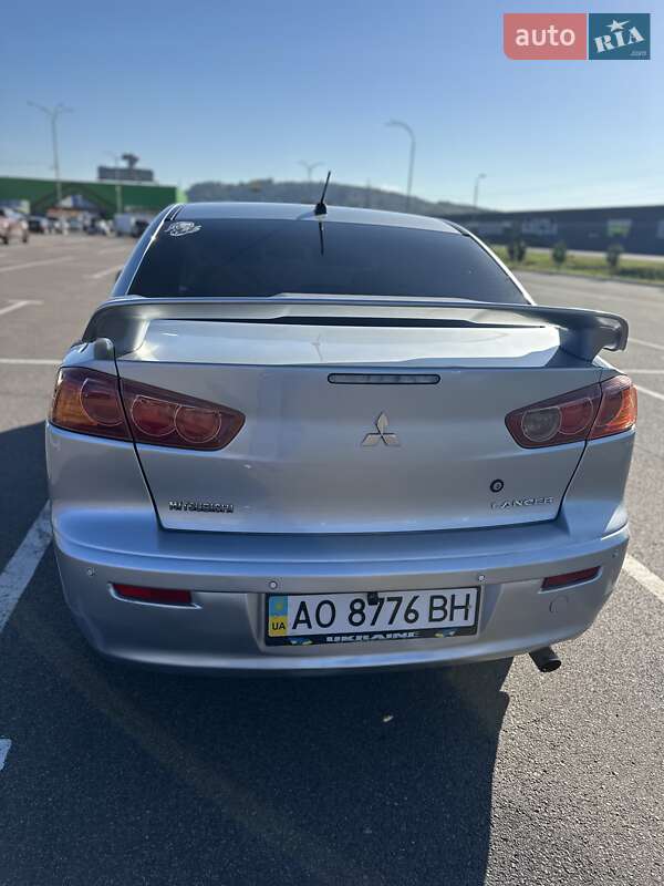 Седан Mitsubishi Lancer 2008 в Мукачево