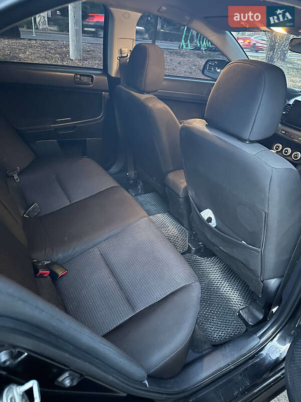 Седан Mitsubishi Lancer 2009 в Одесі