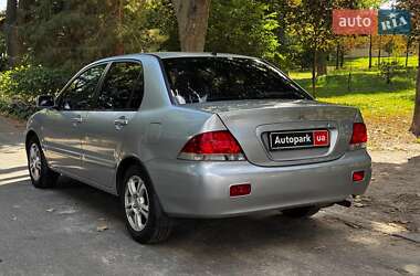 Седан Mitsubishi Lancer 2005 в 