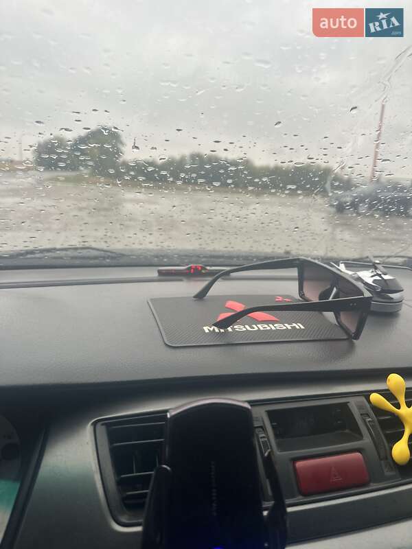 Седан Mitsubishi Lancer 2007 в Чутове