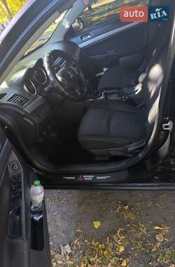 Хэтчбек Mitsubishi Lancer 2010 в 
