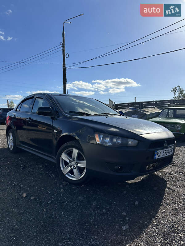 Седан Mitsubishi Lancer 2007 в Киеве